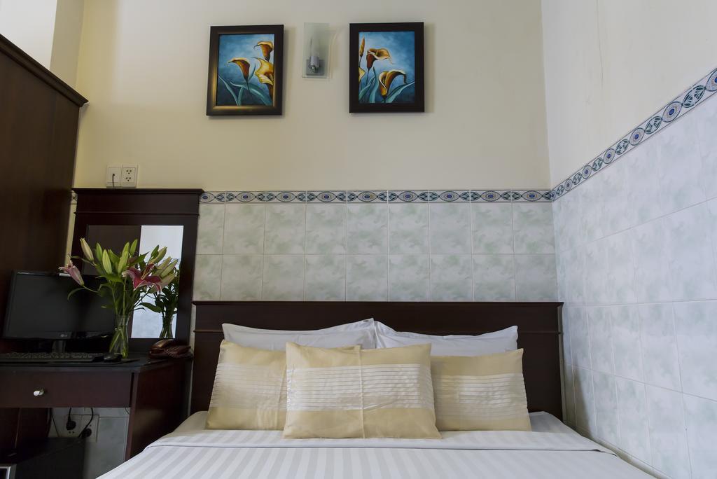 Graceful Hostel Thành Pho Ho Chí Minh Esterno foto
