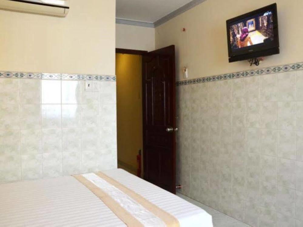 Graceful Hostel Thành Pho Ho Chí Minh Esterno foto