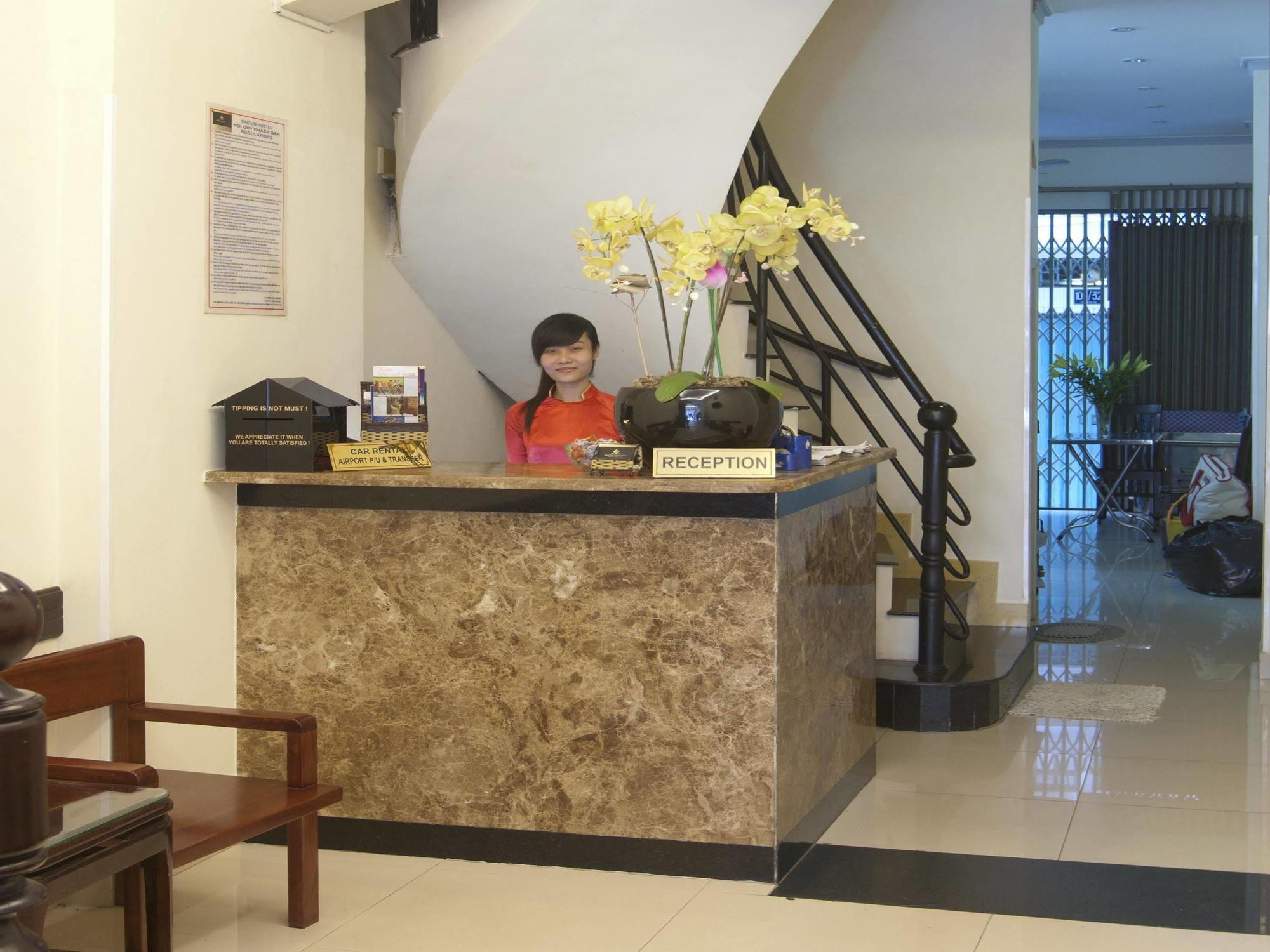 Graceful Hostel Thành Pho Ho Chí Minh Esterno foto